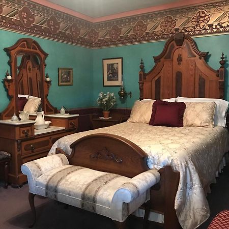 Grand Victorian B&B Inn Bellaire Rom bilde