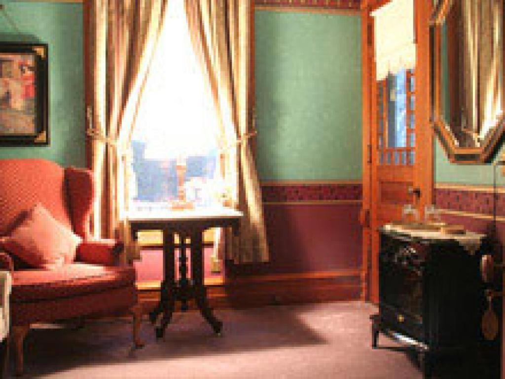 Grand Victorian B&B Inn Bellaire Rom bilde