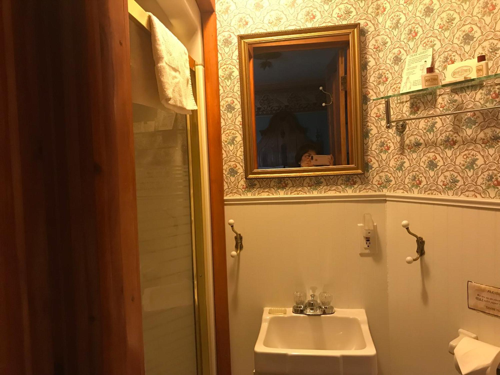 Grand Victorian B&B Inn Bellaire Rom bilde